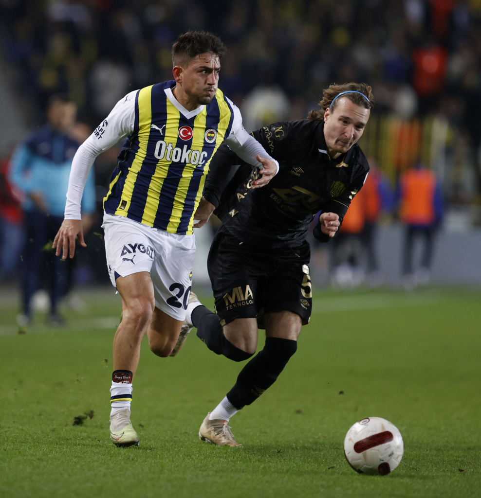 Fenerbahçe, Trendyol Süper Lig'in 23. haftasında kendi sahasında MKE Ankaragücü'nü 2-1 mağlup etti.